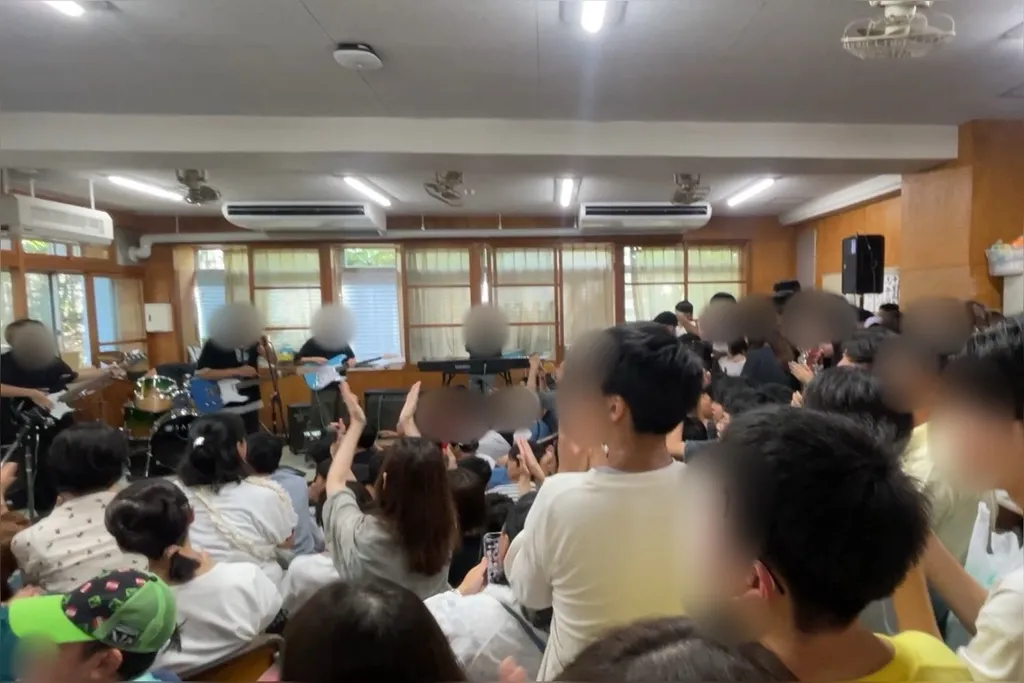 去年の公演の様子。大盛況だった。